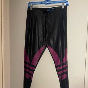 AUTHENTIC WOMENS ADIDAS LEGGINGS WITH LOGO ON LEGS